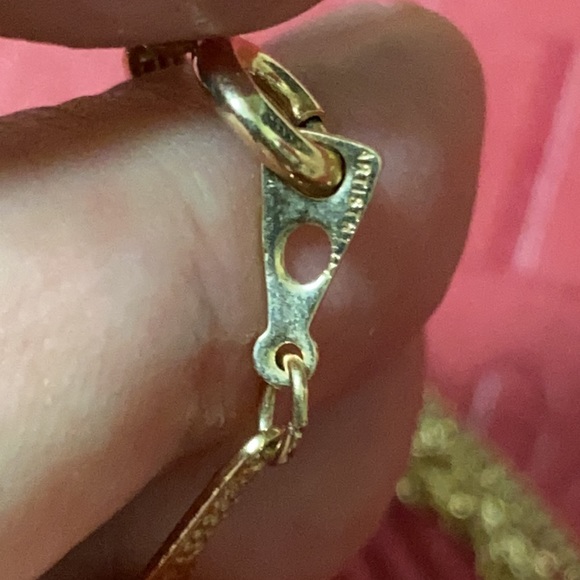 🖤ARTISTRY💕gold layer necklace - Picture 6 of 6